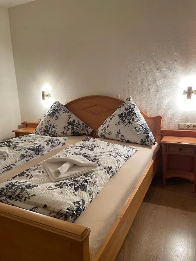 Hotel Und Restaurant Gruner Hahn Elsenfeld
